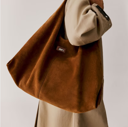 Russell & Bromley: Kun Laatu Puhuu, Sinun Ei Tarvitse Huolia